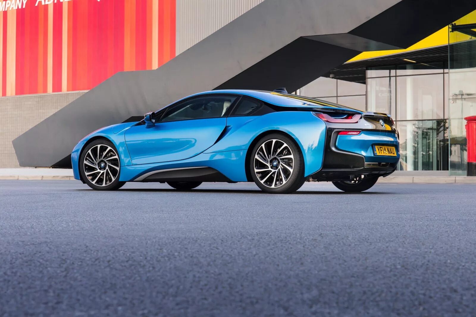 I 8 url