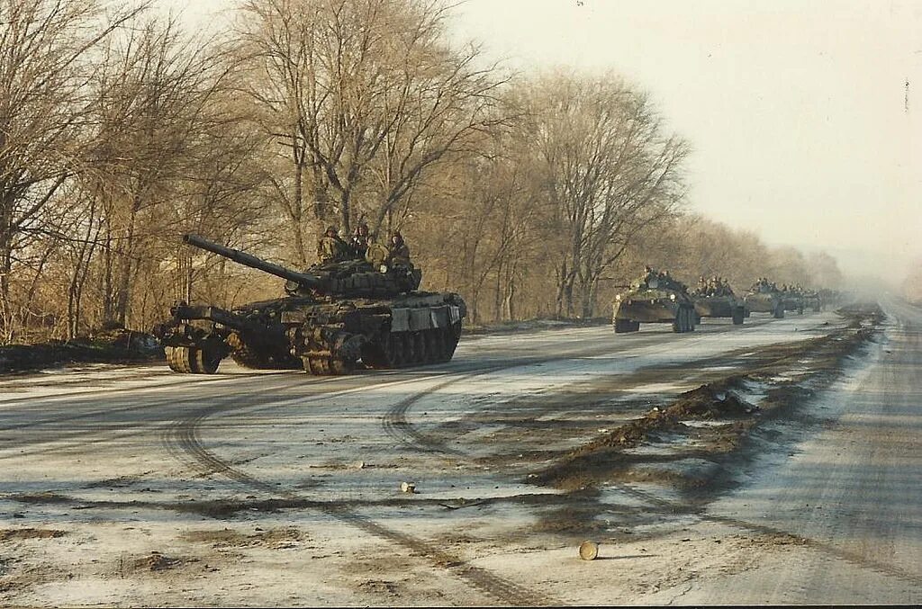 Т-72 Грозный 1995. Т-72 В Чечне. Чечня Грозный 1995 танки.