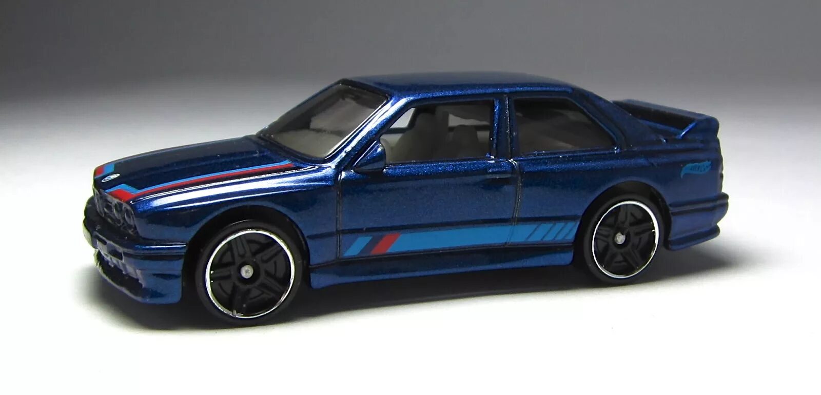 Hot wheels e34. Hot wheels 92 bmw m3. Hot wheels e34. Hot wheels bmw m3 gtr. Hot wheels bmw m3.