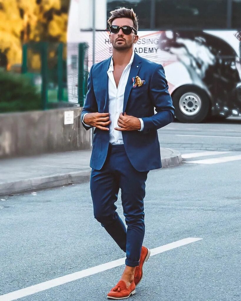 Casual suit