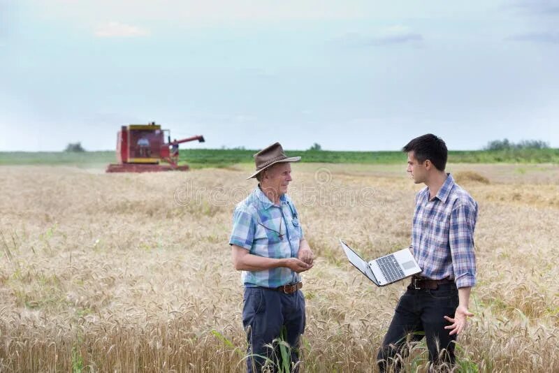 Иллюстрации к книге фермер олег борисов. Farmer with book. Фермер думает. Агроном профессия. Энциклопедия фермера.