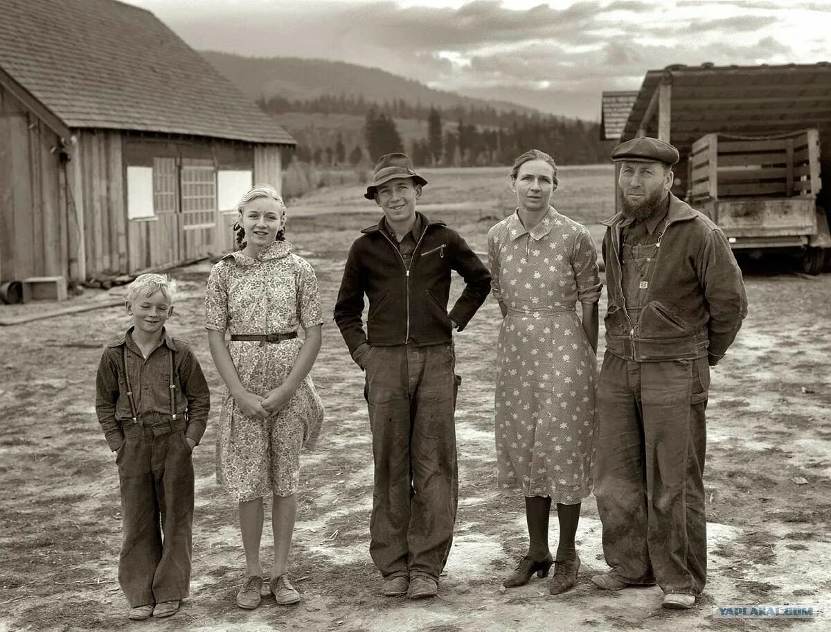 Деревня 1930 годов. Американская деревня 40х. Глубинка 40х США. Американские деревни 20 века. Американский фермер 1930.