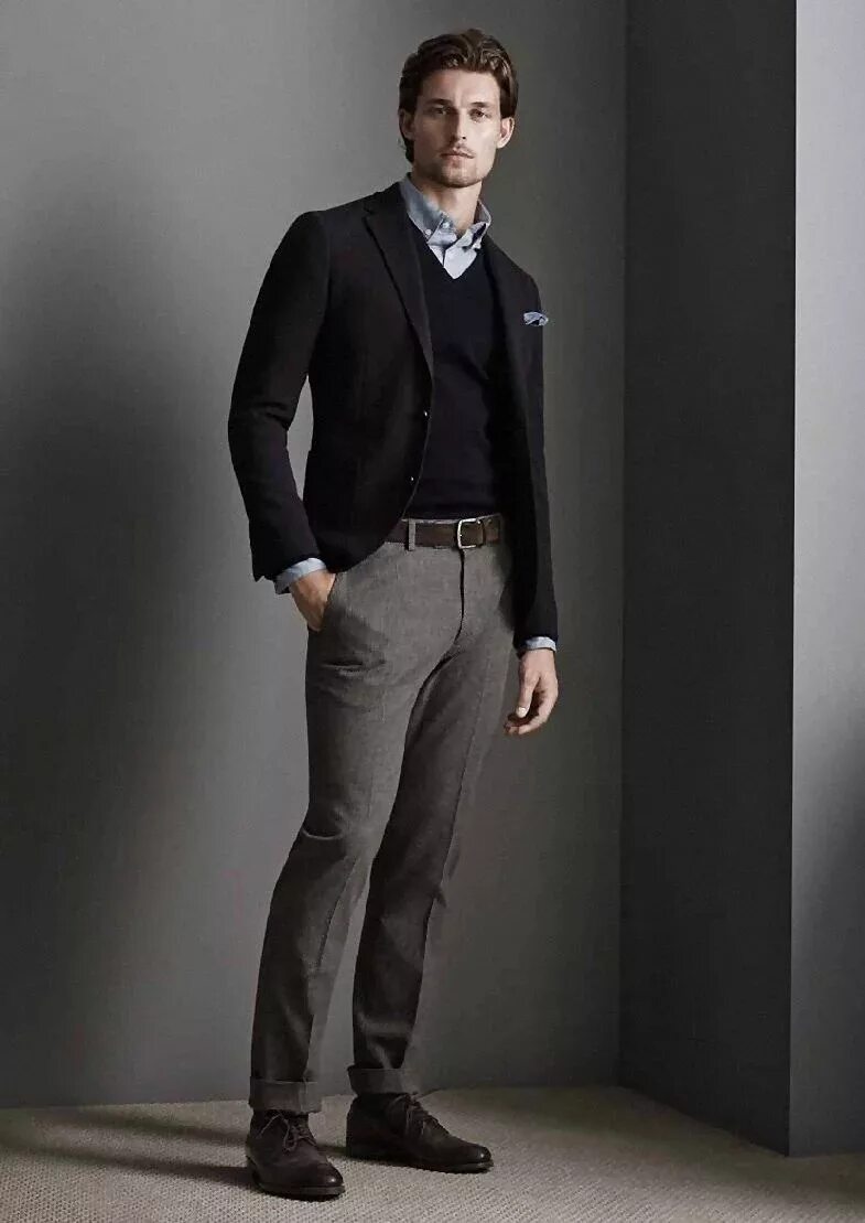 Вб одежда мужская. Офисный стиль мужской. Классический стиль мужск. Стильная классическая одежда для мужчин. Современная мужская одежда.