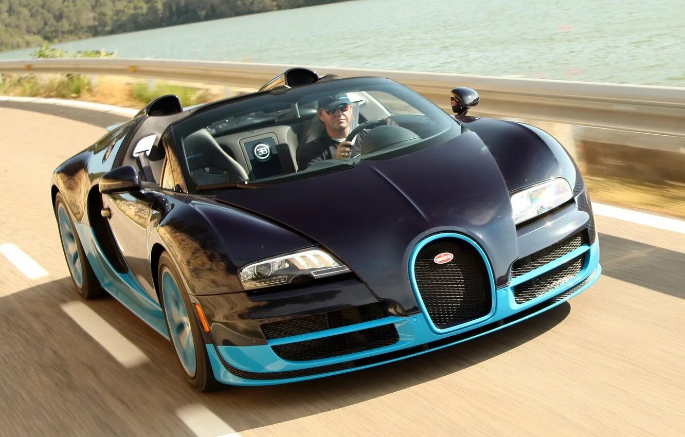 Купить страны машину. Bugatti Veyron 16.4 Grand Sport Vitesse. Bugatti Veyron Grand Sport Vitesse. Bugatti Veyron Grand Sport Vitesse 2012. Автомобиль Bugatti Veyron 16.4.