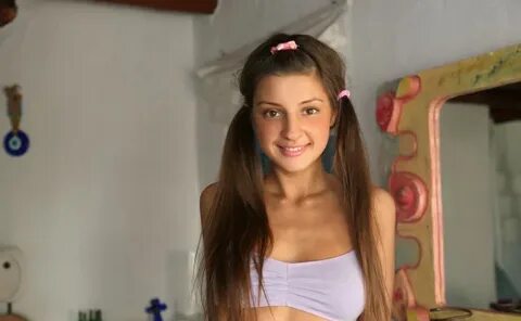 Qizlar yigitlarni oz qollari bilan ozlariga olib kelishadi