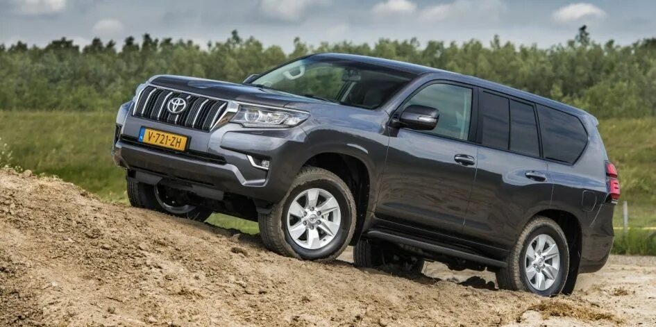 Toyota land cruiser prado 2022. Toyota land cruiser prado 2022. тойота прадо 150 2023. тойота ленд крузер 2021. тойота ленд крузер прадо 2018.