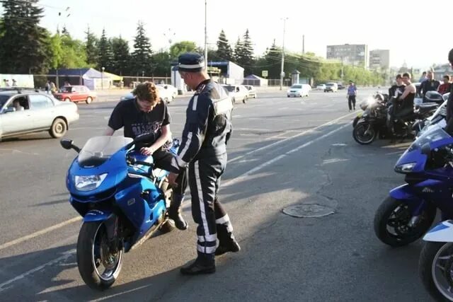 Категория в можно ездить на мотоцикле. Мопед без прав. Управление мопедом без прав. Мотоцикл для 16 лет.