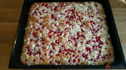 Dokonalý bublanina recept: Tajemství nadýchaného těsta a šťavnatých bobulí, které zná každá česká hospodyňka!