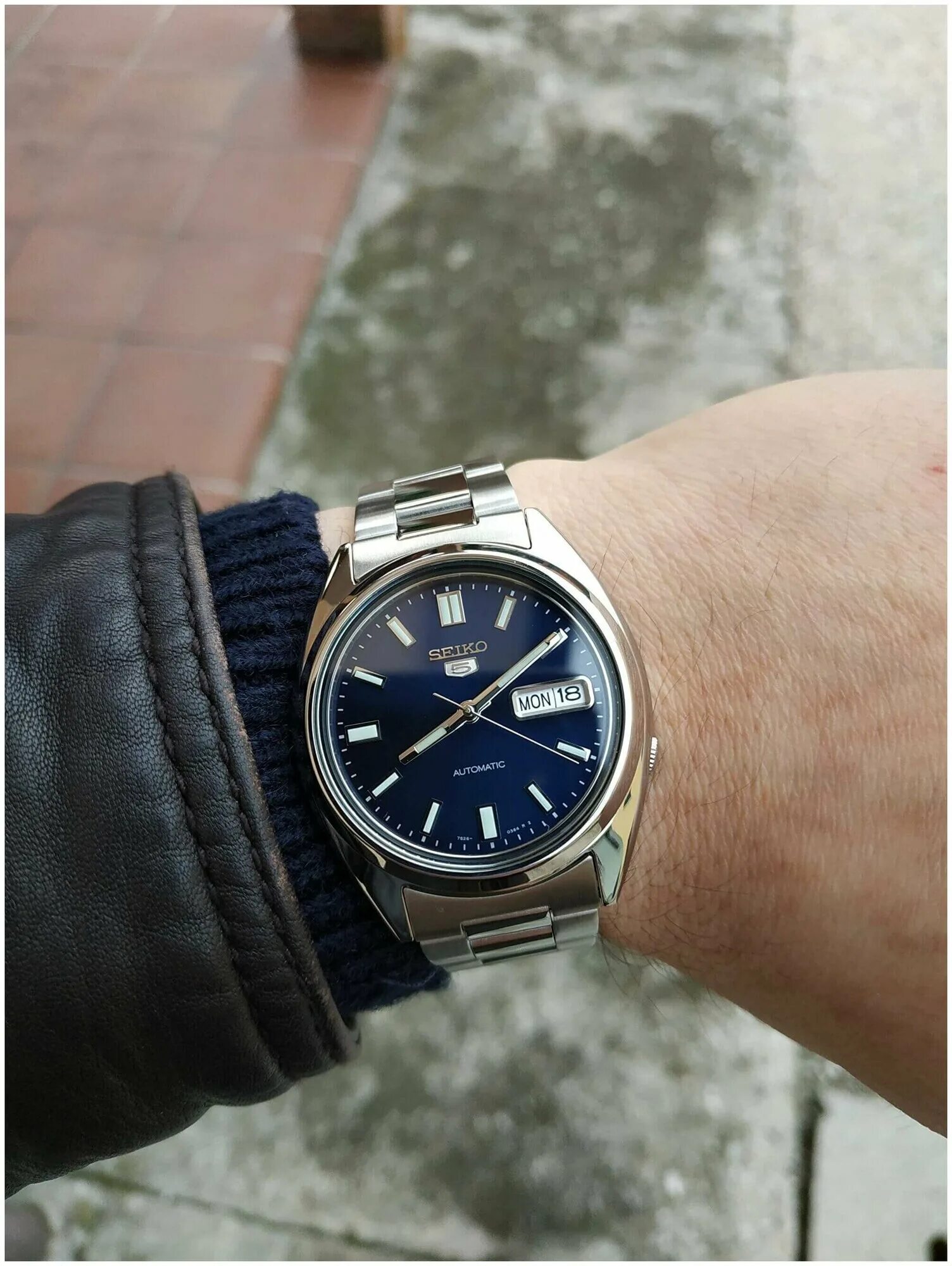 Seiko 5 automatic snxs77. Seiko с бриллиантами. Seiko 5 snxs79k1 j1. Seiko snxs73j1. Seiko 5 snxs79.