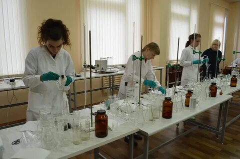 Сколько зарабатывает лаборант химического анализа