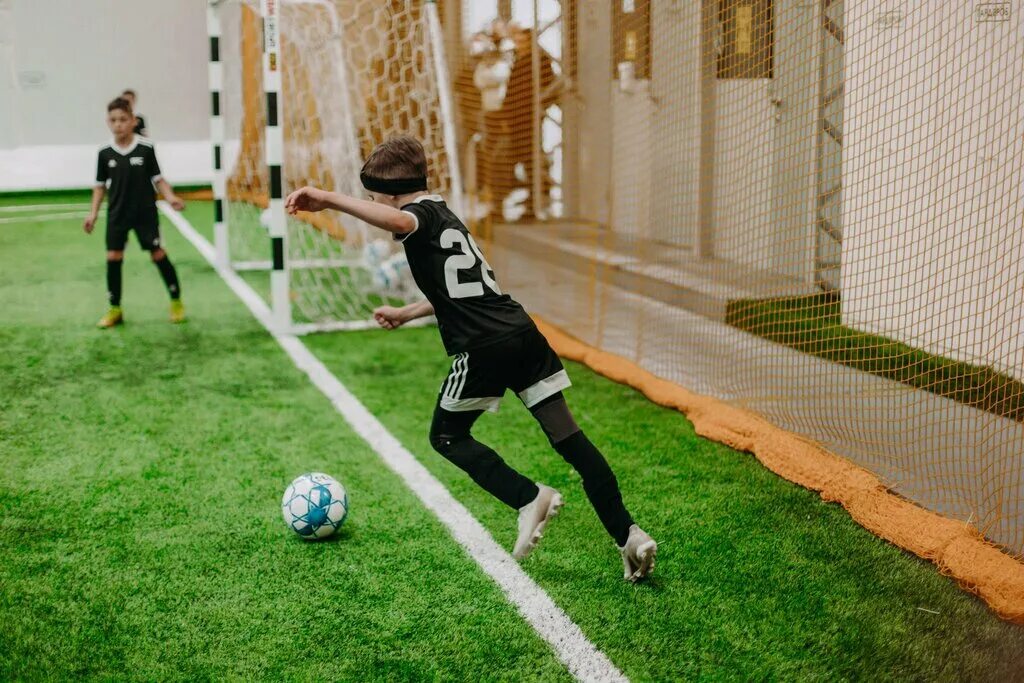 School sport club. FFC футбольная школа. Академия футбола Москва. Секции футбола в Москве. Футбол будущего.