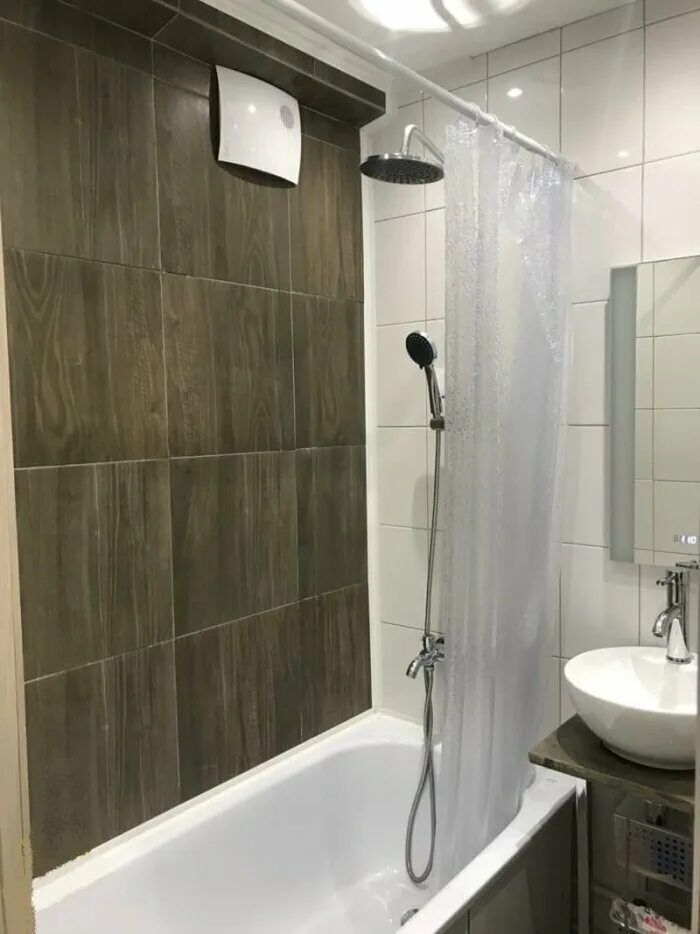 26 Genius Small Bathroom Décor Ideas Small bathroom makeover, Bathroom renovatio