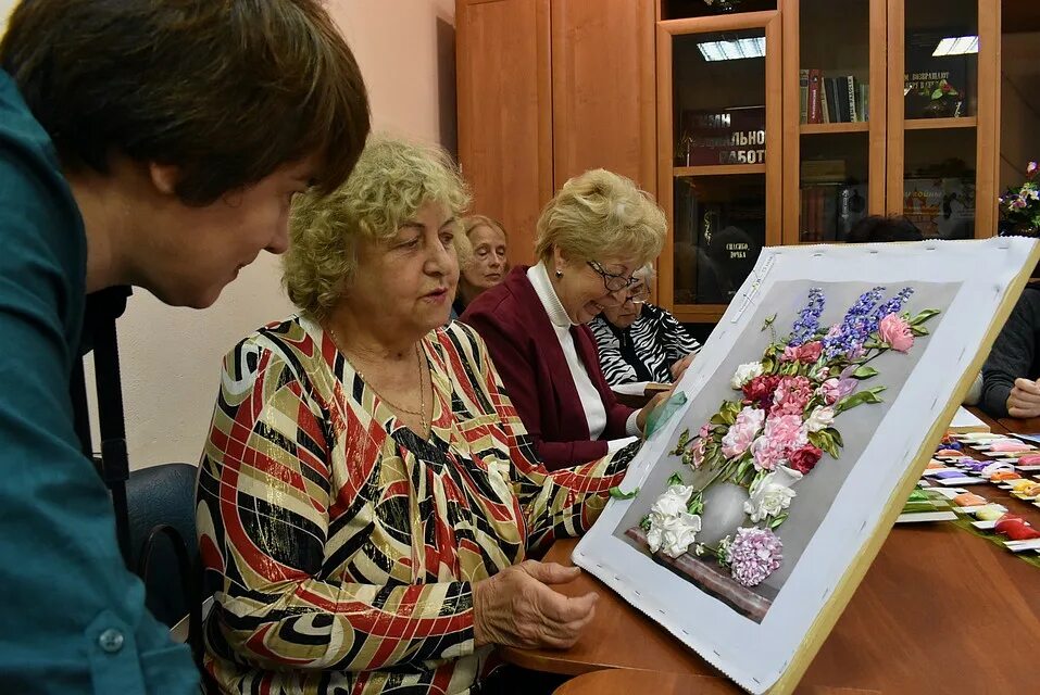 Управление социальной защиты ленинского. Творческий вечер для пенсионеров. Общество пенсионеров в Воронеже. Сообщества пенсионеров в Прокопьевске. Школа́ живописи для пенсионеров Санкт-Петербург.