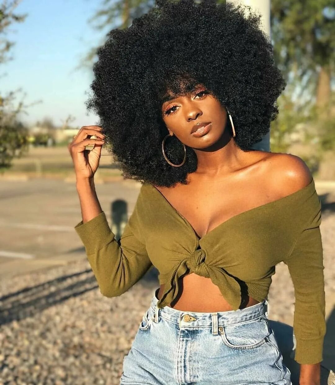 Афроамериканская певица 2020. Соул певица афроамериканка. Афроамериканская певица 80.