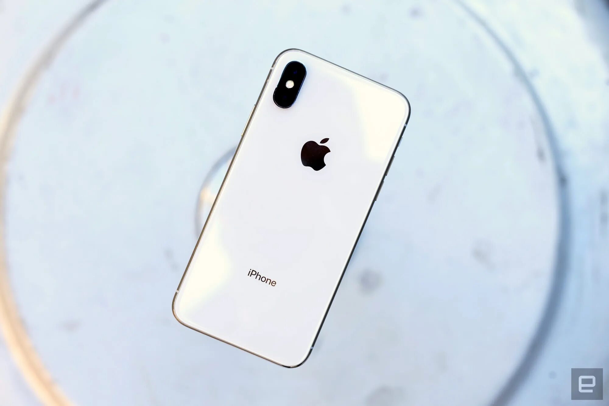 Айфон 10 про 256гб. Apple iphone x минусы. Айфон 10 плюсы и минусы.