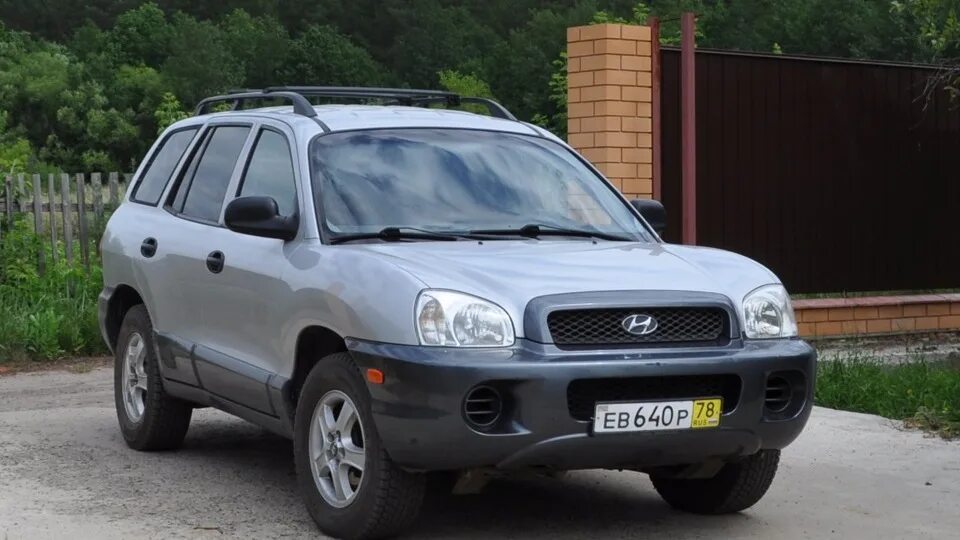 Hyundai santa fe 2001 года. Хендай Санта Фе 2001. Hyundai Santa Fe 2001 ЗТ. Хендай Санта Фе серебристый 2001. Santa Fe 2001 зелёный.