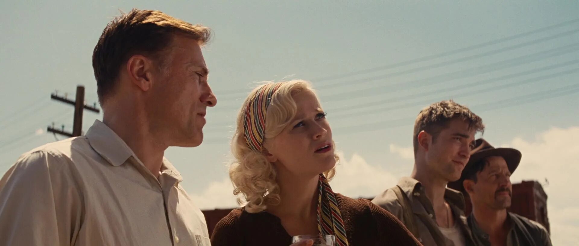 Елена фильм 2011. 2011 драма мелодрама. 2011 драма мелодрама. Последняя любовь на земле фильм 2011. Шарлотта бронте джейн эйр фильм.