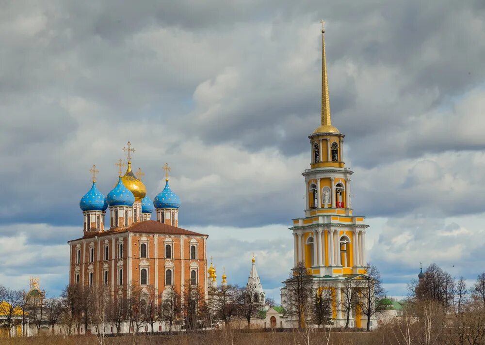 Рязанский Кремль Рязань. Колокольня Успенского собора Рязань. Рязанский кремль сайт