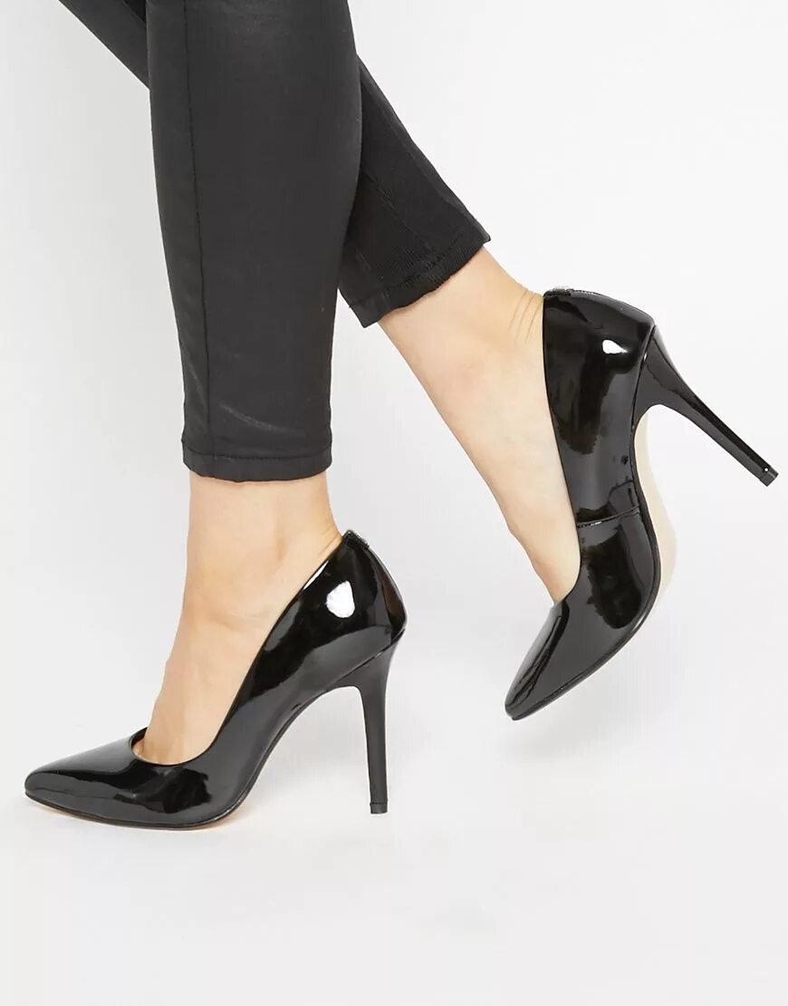 Лакированные лодочки. Лакированные туфли женские на каблуке. Каблуке лаковые. Каблуке лаковые. Christian louboutin shoes.
