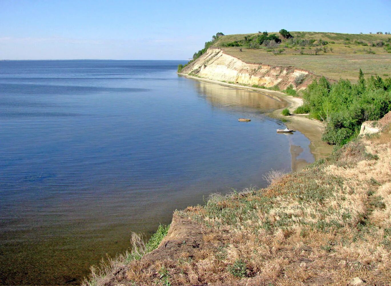 Волжское водохранилище Волгоград. Саратов Волжское водохранилище. Волгоградское водохранилище Ерзовка. Берег водохранилища Волгоград. Кошели саратовская область