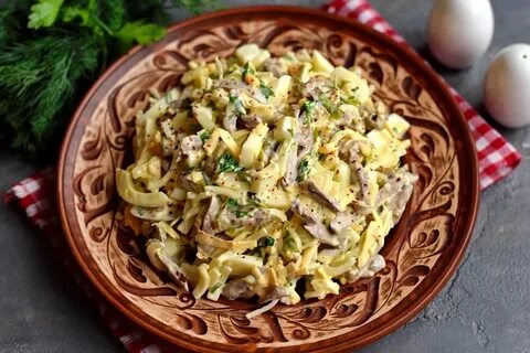 Салат сердцеедка с куриными сердечками