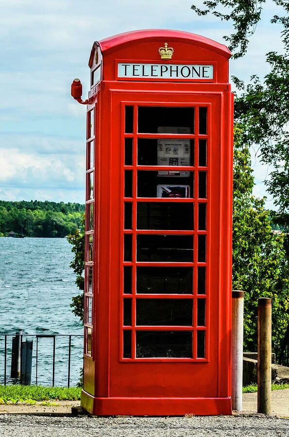 Британский красный цвет. Телефон Red. Red telephone Box. Box для телефона. Британия телефон
