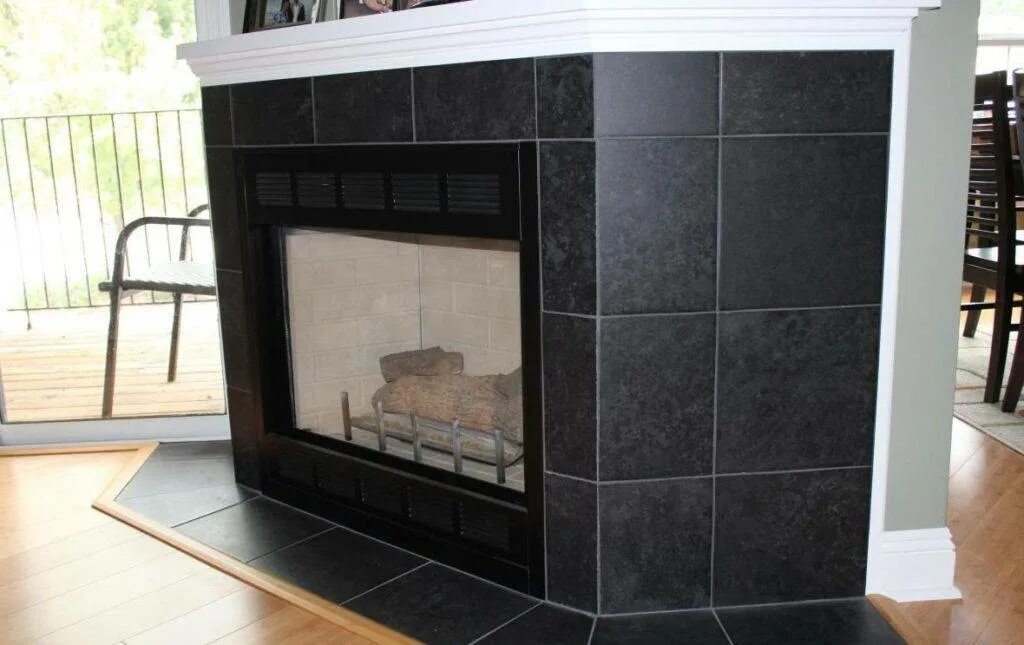 Плитка облицовка каминов kerama marazzi. Печь, обложенная клинкерной плиткой. Камин облицованный плиткой. Плитка жаростойкая для печи. Термостойкая плитка для печей и каминов.