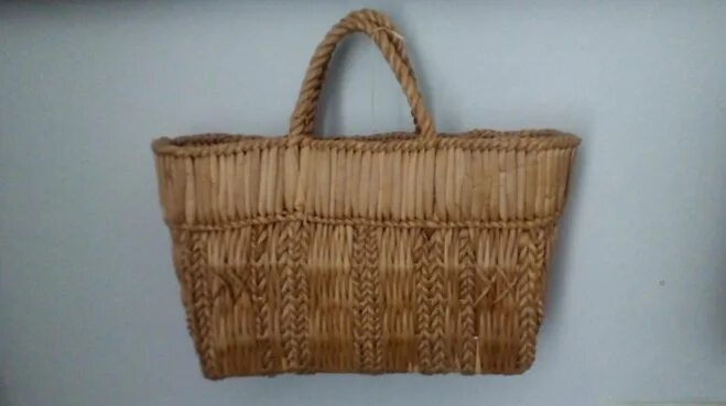 кошелка видео. торба джут mango. Mango сумка солома геометричная. кошелка видео. плетёная корзина из рогоза.