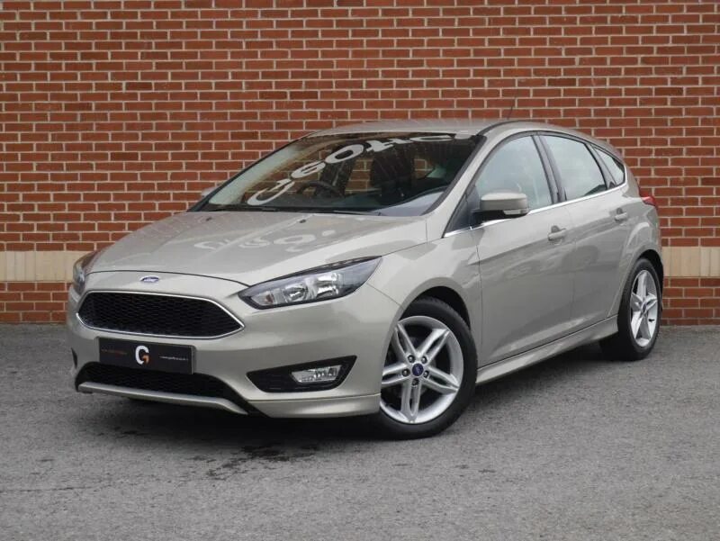 Форд титаниум купить. Форд фокус 3 2016 года Титаниум. Ford Focus Hatchback Titanium. Форд фокус 2022 Titanium. Форд фокус 3 Рестайлинг Титаниум.