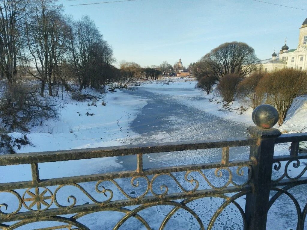 Река Вязьма Смоленск. Река Хмость Смоленская область. Малые речки Смоленска фото. Смоленск Великий река. Уровень воды в реке смоленск