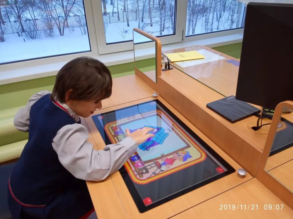 Интерактивный стол ВИЭЛЬ. Интерактивный стол для детей. Интерактивный логопедический стол. Сенсорный стол для детей. Интерактивный стол психолога
