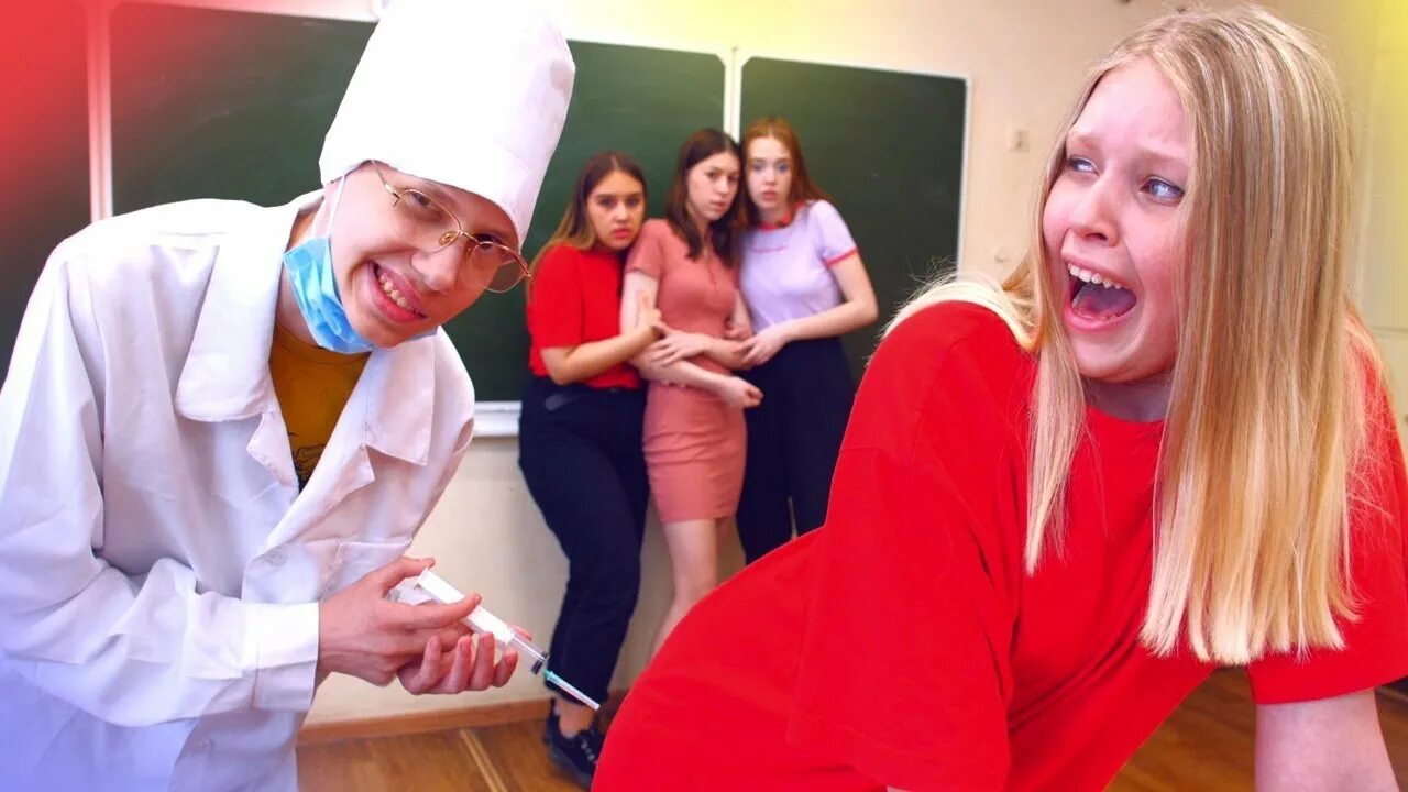 Игрушки 💊💉😭уколы. Уколы маленьким детям. Дети играют в доктора. Включи настя укол. Настя и уколы уколы укол.