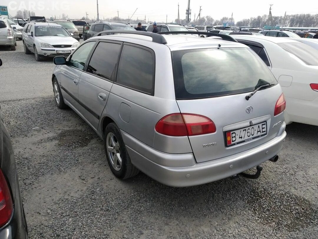 Тойота универсал 2000 годов. Toyota Avensis 2001 универсал. Avensis 1 универсал 2001. Toyota 2001 универсал. Тойота Авенсис т220 универсал.