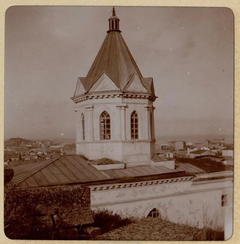 Армянская церковь 1905. Церковь 1905. бомборского винопийцы. бомборский винопийца.