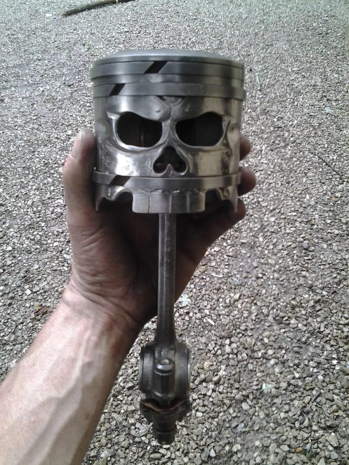 череп из поршня. поршень красивый. поделки из поршней. изделия из поршня. изделия из поршня.