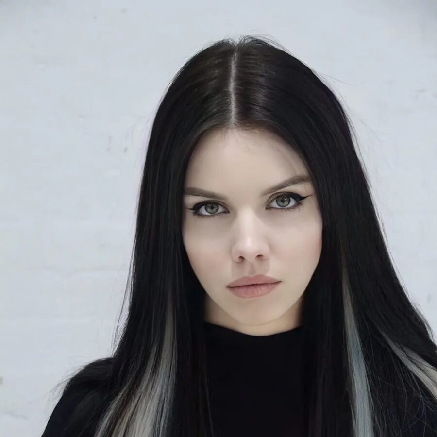 Liza evans. Liza evans. Lisa evans модель. Lisa evans певица. Liza evans.