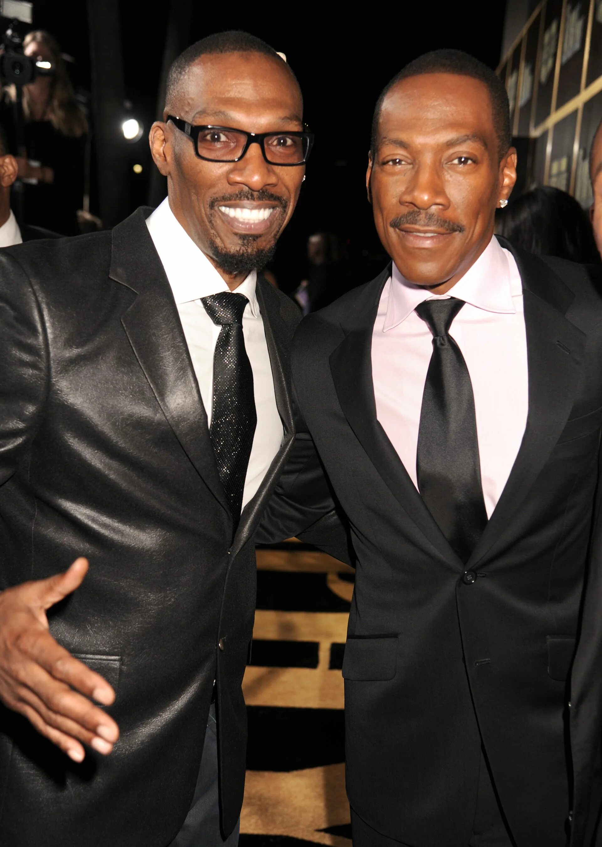 Оуэн уилсон братья и сестры. Лиам хэмс хемсворт. Патрик суэйзи 2008. Актер лиам хемсворт братья. Брэдли купер брат.