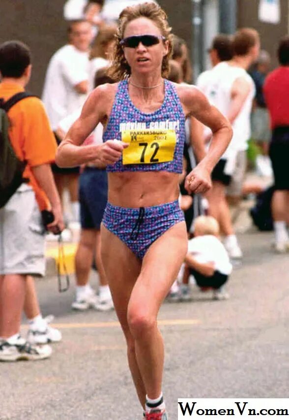 Диабетики 1 типа знаменитости. Холли берри сейчас 2022. Звезды диабетики. Звезды диабетики. Звезды диабетики.