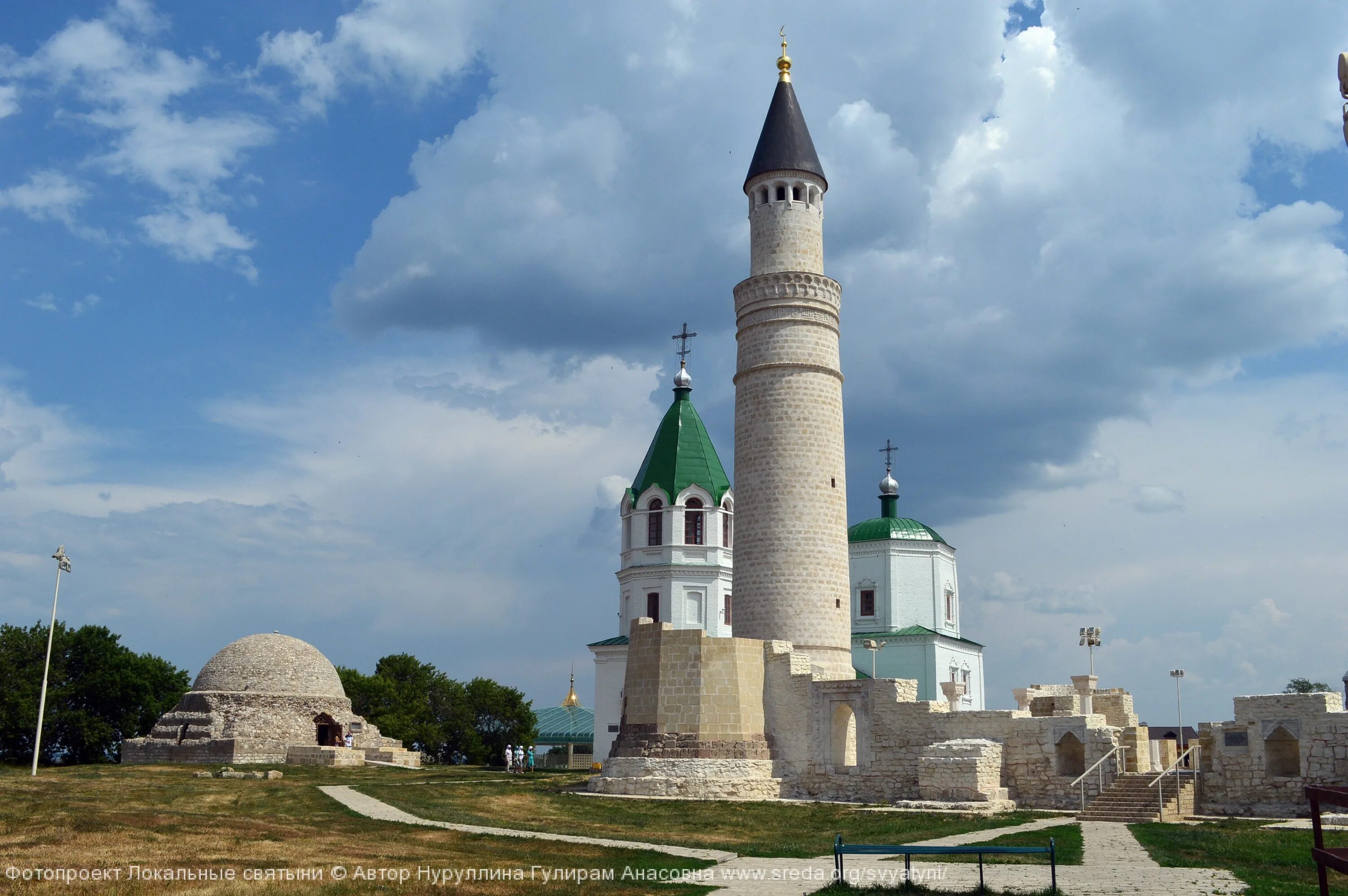 Включи булгара. Малый минарет Казань Болгар. Булгарская Соборная мечеть. Большой минарет Болгар. Минарет Джами мечети Болгар.