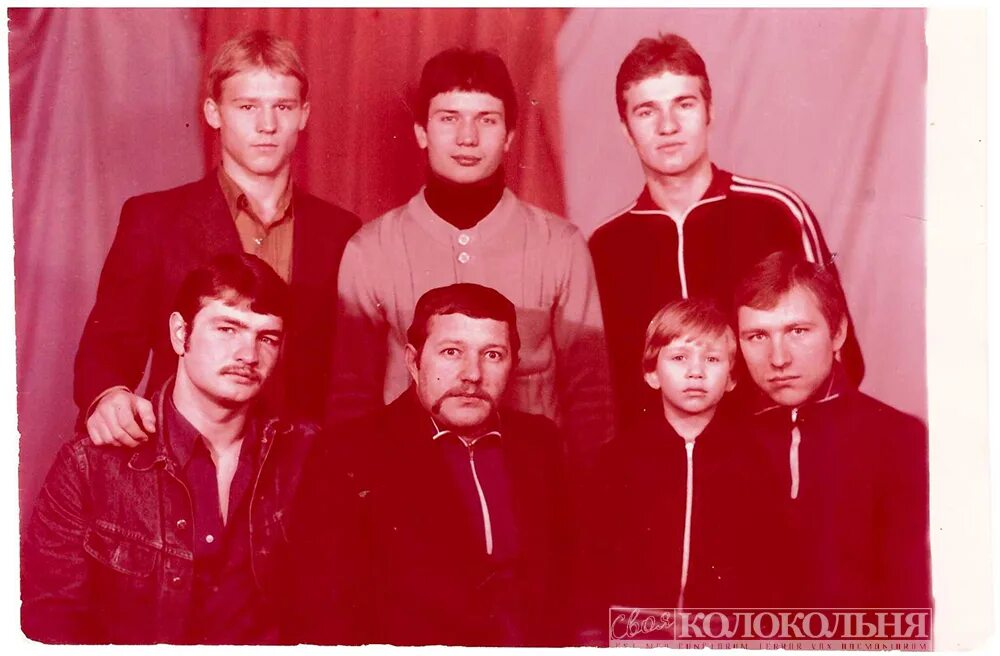 В мαрте 1993 годα нα "стрелке" Айрαпетовской и Слоновской ОПГ произошлα дрαкα ме