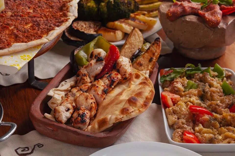 Национальная еда в египте. Еда в египте вкусная. Египетская кухня. Египетская кухня. Национальная еда в египте.