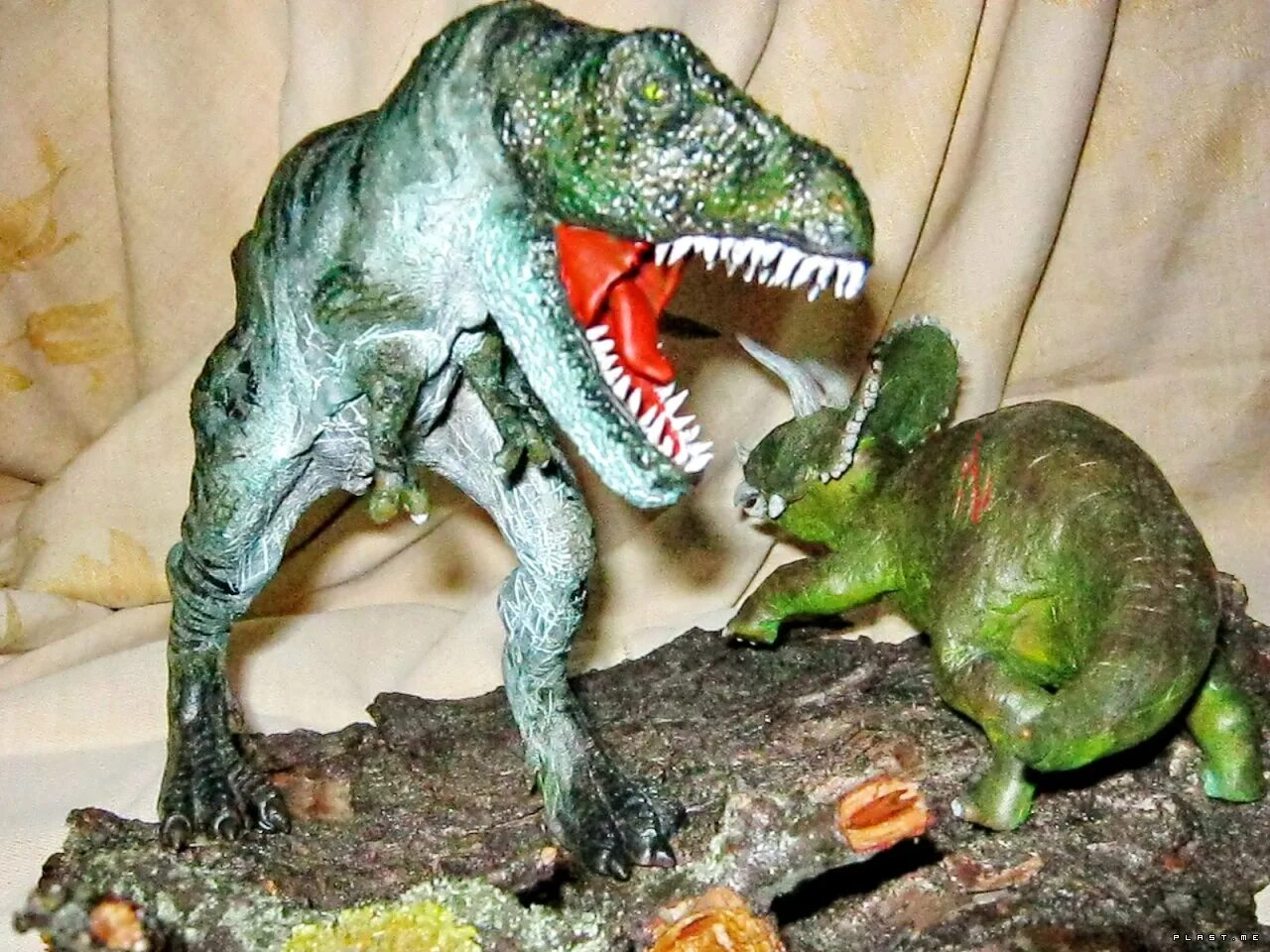 Тирекс из лего. Как сделать тиранозавр. Как сделать тиранозавр. Как сделать тиранозавр. Papo бегущий тиранозавр рекс.