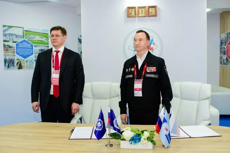 студенты кафедры хирургии. ано институт инженерной физики. институт инженерной физики. ежегодная студенческая научно-практическая конференция. никитенко сергей николаевич серпухов администрация.