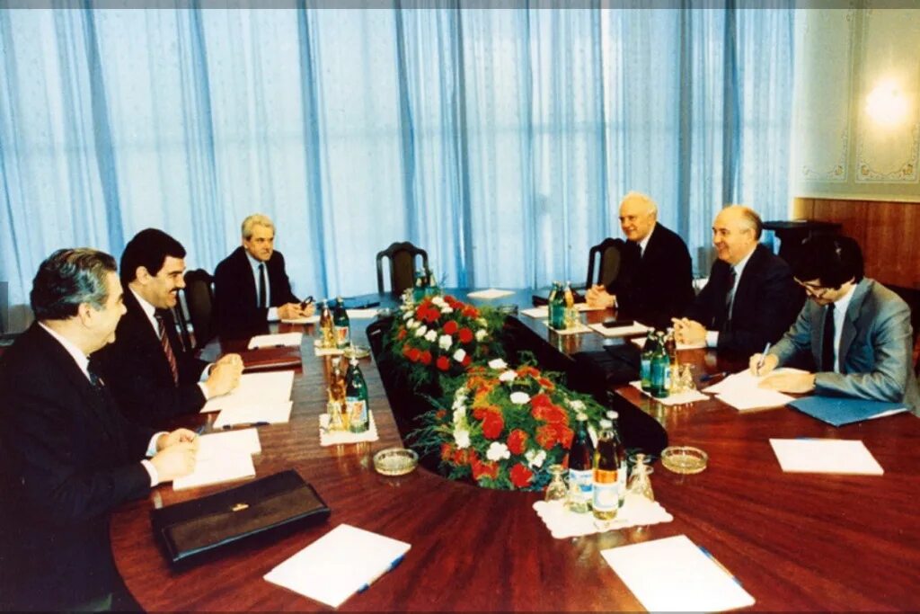 Договор между ссср и афганистаном. 14 Апреля 1988 года Женевское соглашение. Женевские соглашения по Афганистану 1988. Подписание соглашения в Женеве 1988г. Женевская конференция 1988 по Афганистану.