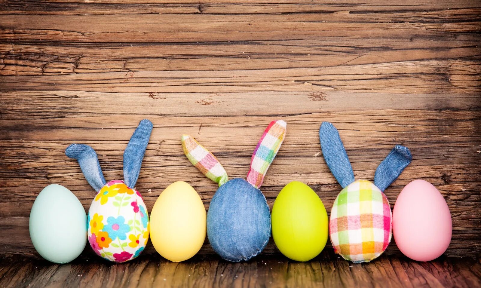 Easter 2025 eggs. Пасха 2025. яйца на пасху 2025. happy easter!. пасха круг.