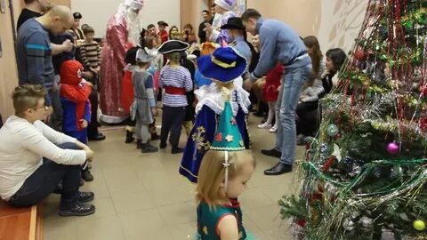 Игра со снежками на утреннике