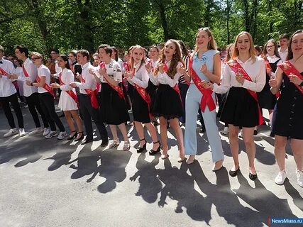 Последний звонок число