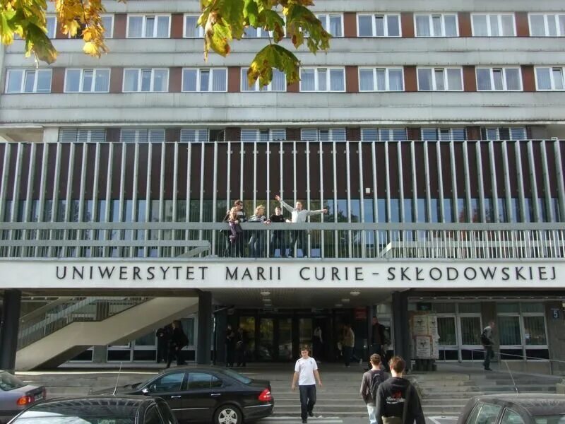 Вуз университет марии склодовской-кюри. Люблинский университет марии кюри-склодовской. Университет марии кюри-склодовской в люблине фото. Университет марии кюри, польша. Мари кюри в университете.