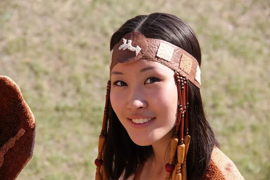 чуваши внешность. якуты народ. якуты тюрки. якутский национальный костюм. якутская бастынга.