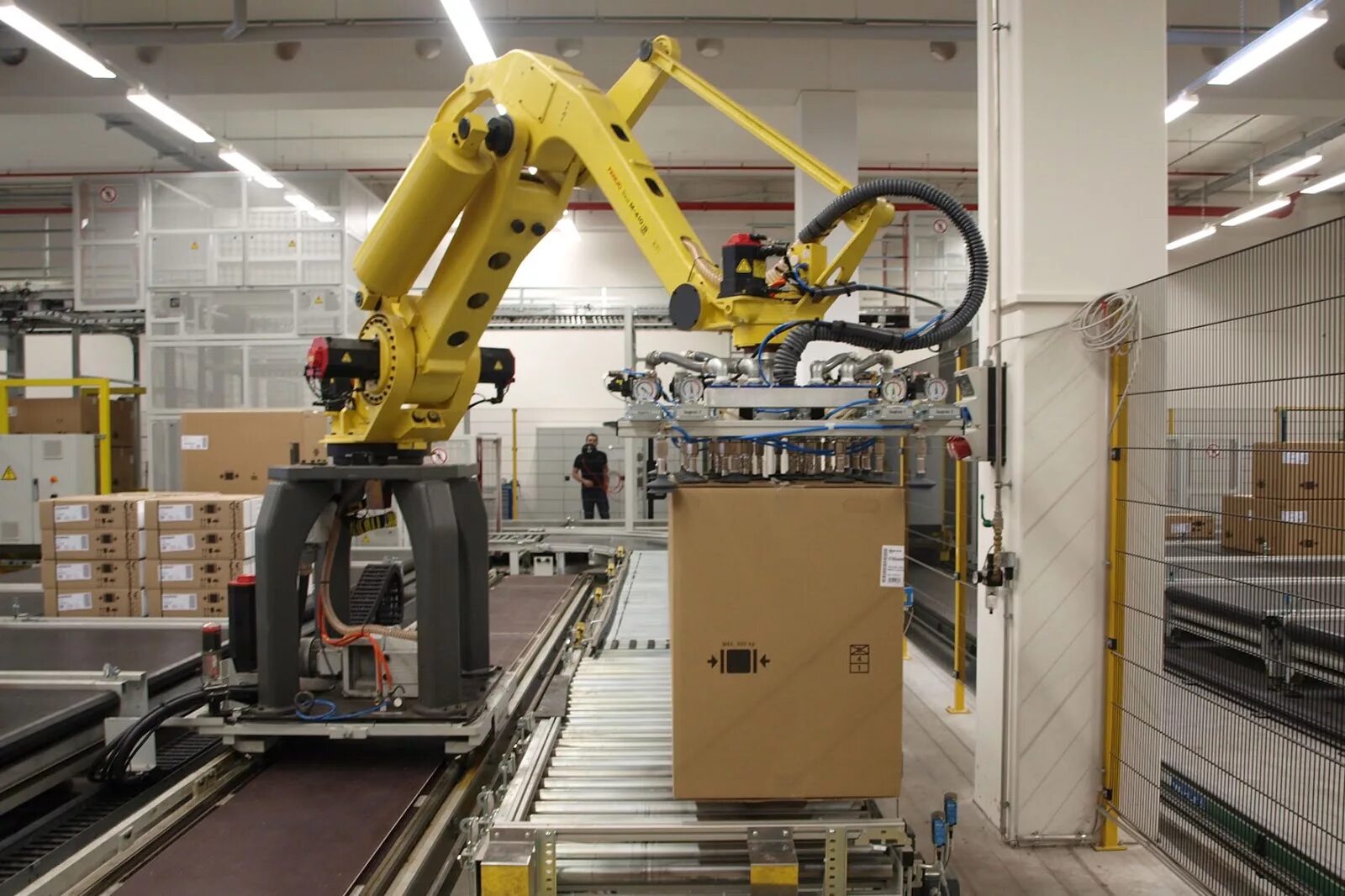 Промышленный манипулятор. Technology tools minimaslitic. Material equipment. Триммер витязь тэ-1600р. Material equipment.